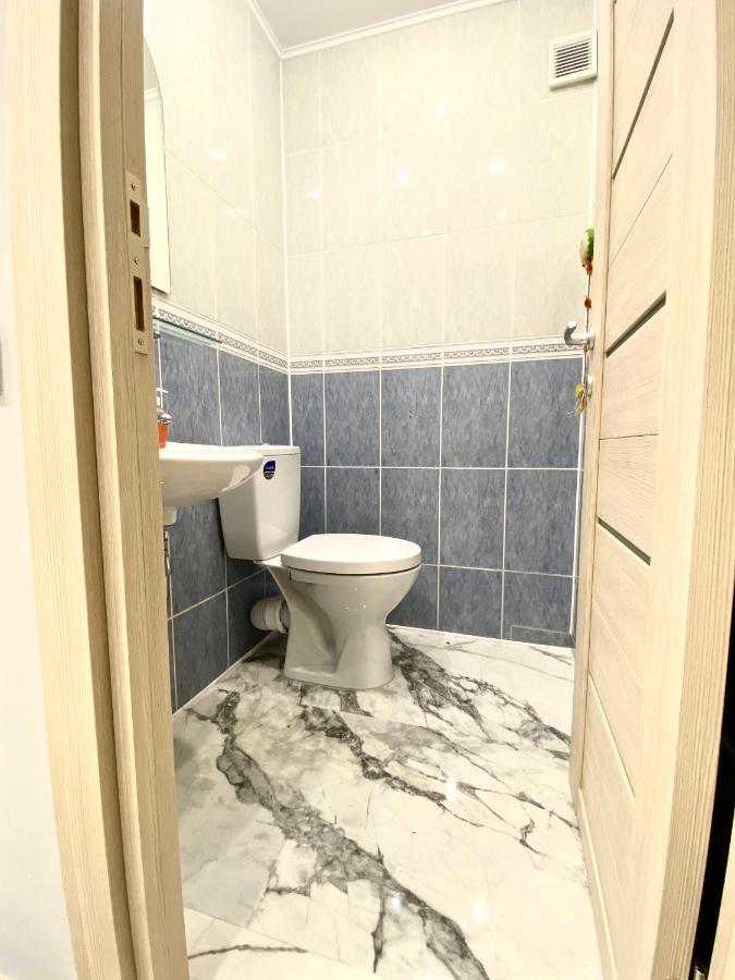 Large Apartment In Ultra-Central Location ブラショフ エクステリア 写真